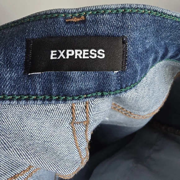 Express Curvy High Waisted Dark Wash Ripped Flare Stretch Denim Jeans Size 12 - Picture 8 of 10